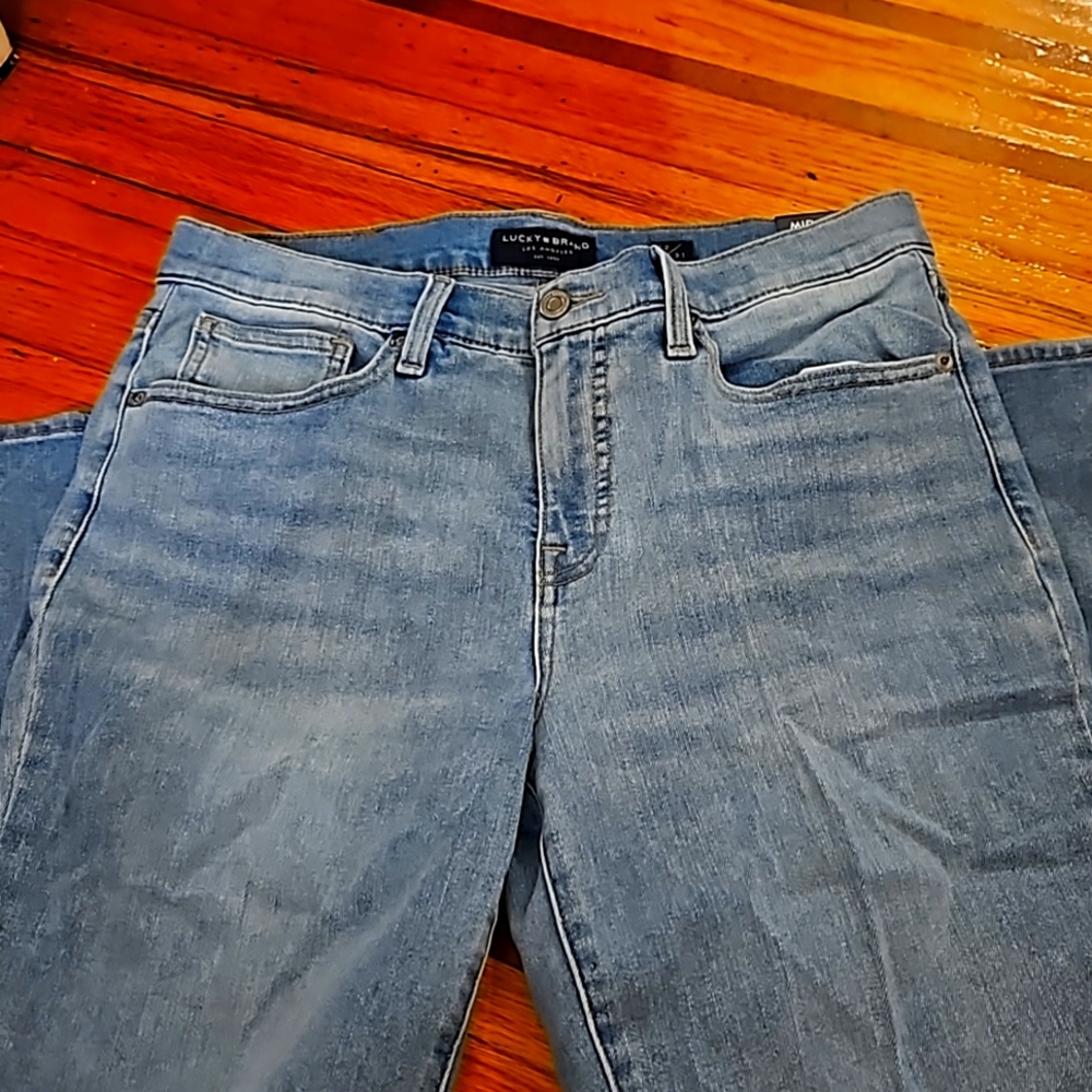 Light wash boot cut size 12 mid rise